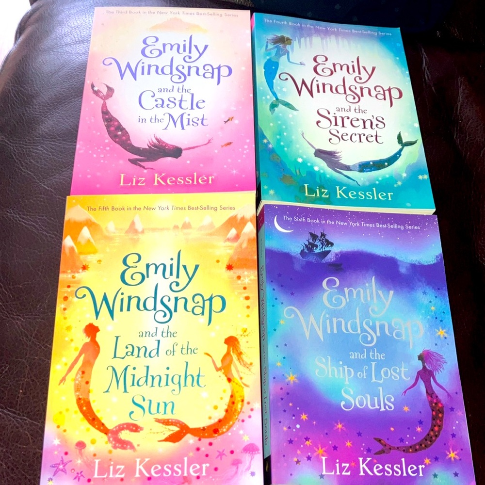 Bundle of 4 Emily Windsnap mystery books